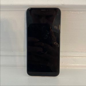 iPhone X - 64 GBS - Best Offer